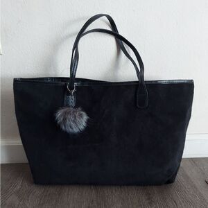 Venus Faux Fur Black Tote Bag Purse Handbag With Gray Puffball Keychain
